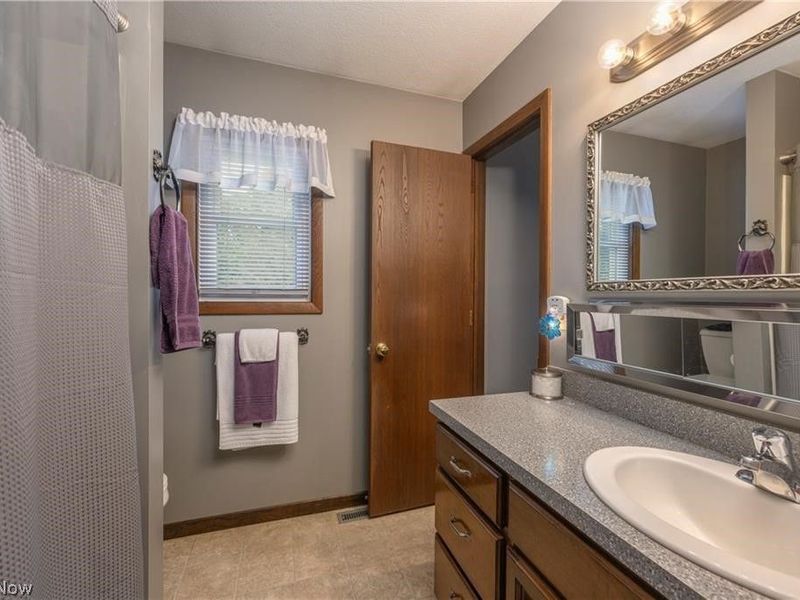6775 Lake Cable Avenue NW, North Canton, OH 44720 Photo 14