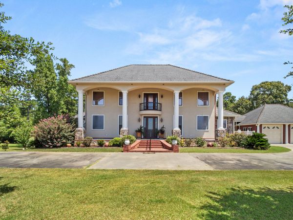 178 J-Bar Run , Leesville, LA 71446