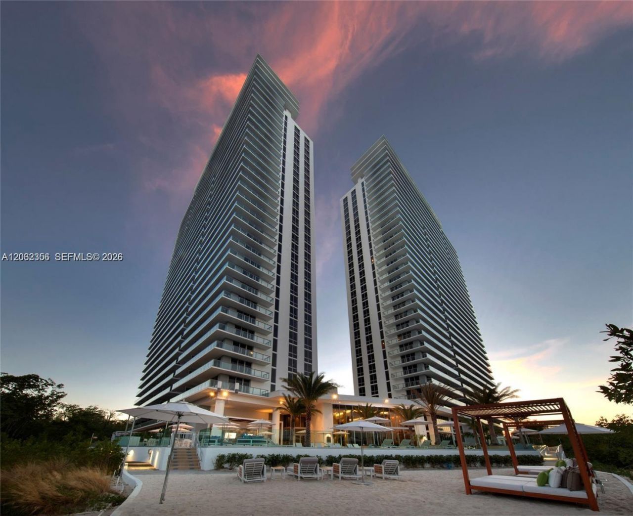16385 Biscayne Blvd , Unit 305, North Miami Beach, FL 33160 Photo
