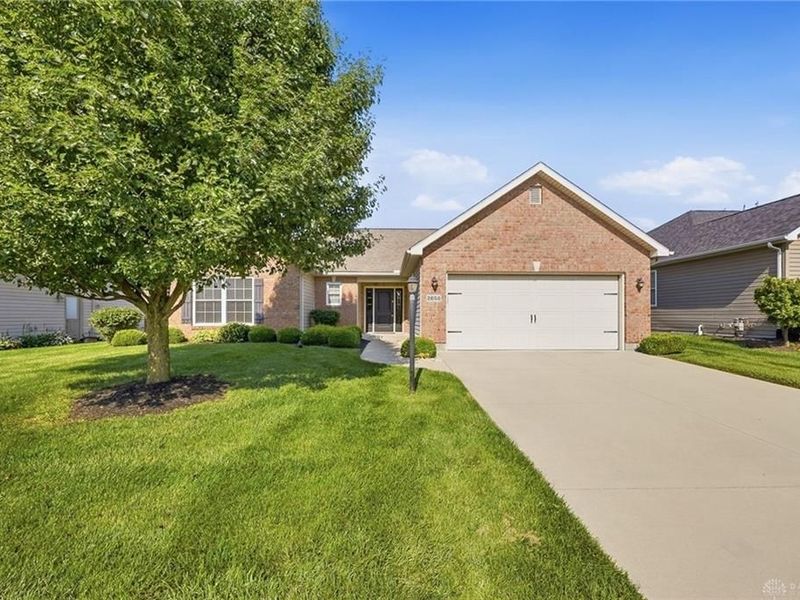 2655 Shady Tree Drive, Troy, OH 45373 Photo 2