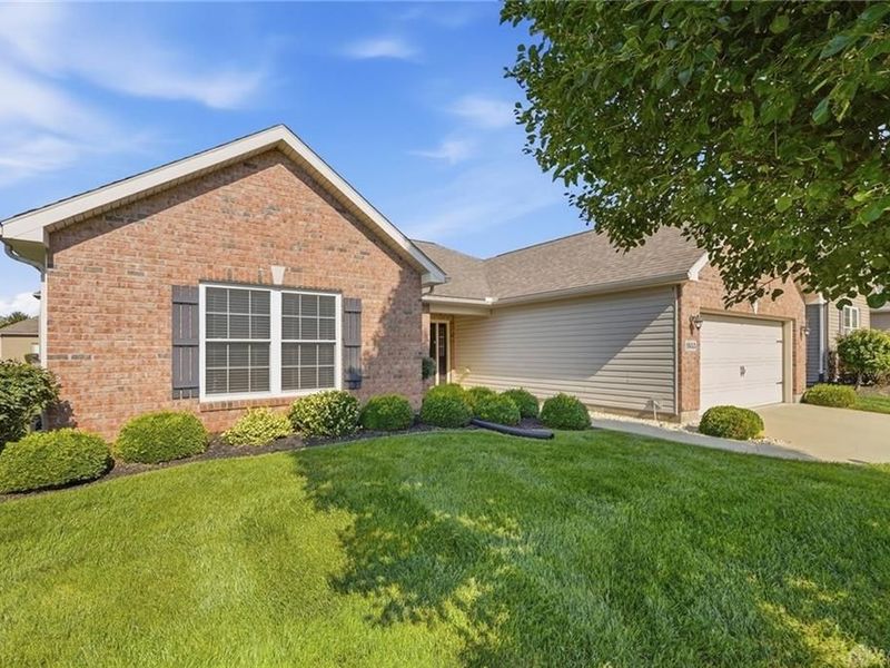 2655 Shady Tree Drive, Troy, OH 45373 Photo 3