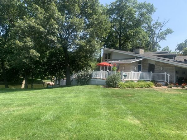 25130 Arrowhead Lane , Hudson, IL 61748