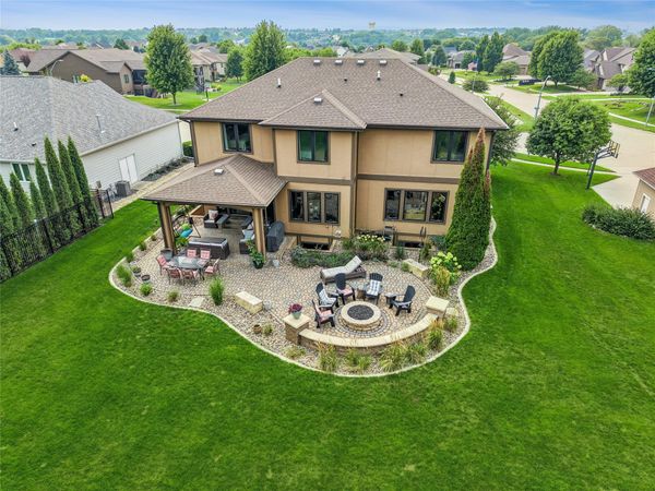 4823 150th Street, Urbandale, IA 50323