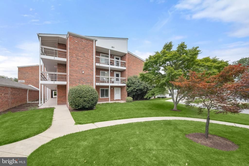 15111 GLADE DRIVE , SILVER SPRING, MD 20906