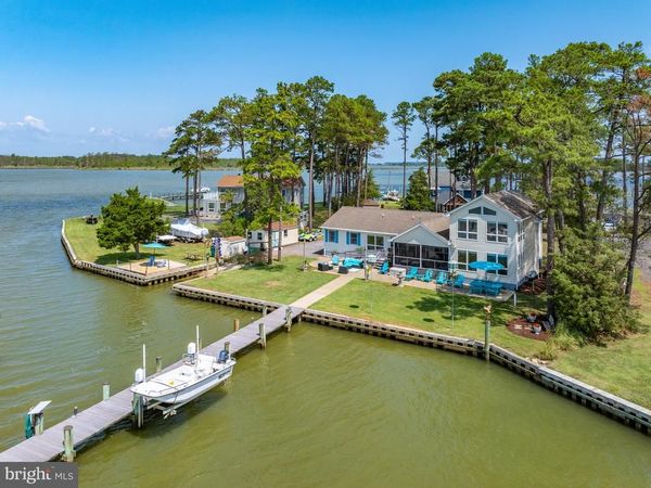 803 SEABREEZE ROAD, CAMBRIDGE, MD 21613
