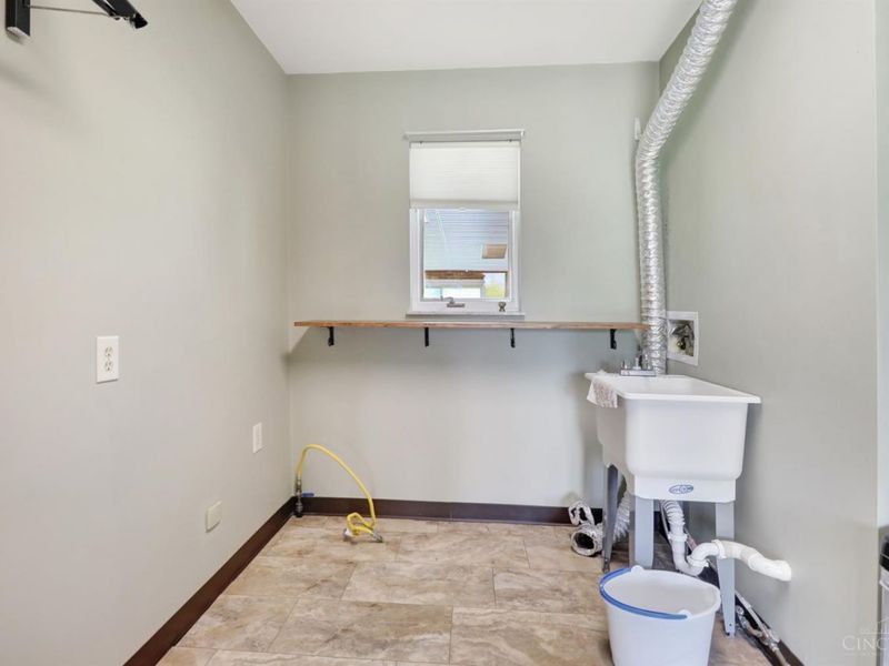 395 Rockford Drive, Hamilton, OH 45013 Photo 35