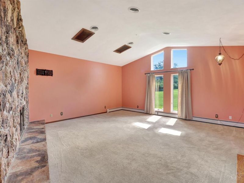 395 Rockford Drive, Hamilton, OH 45013 Photo 6