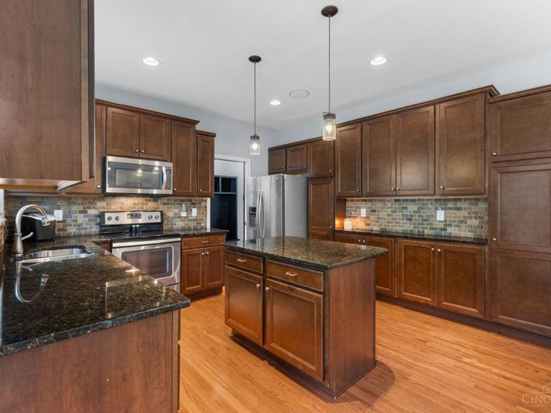 1204 Traditions Turn, Batavia Twp, OH 45103 Photo 9