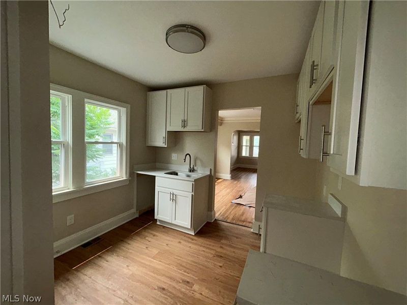 12816 Forest Avenue, Cleveland, OH 44120 Photo 10