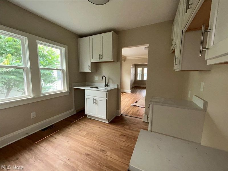 12816 Forest Avenue, Cleveland, OH 44120 Photo 11