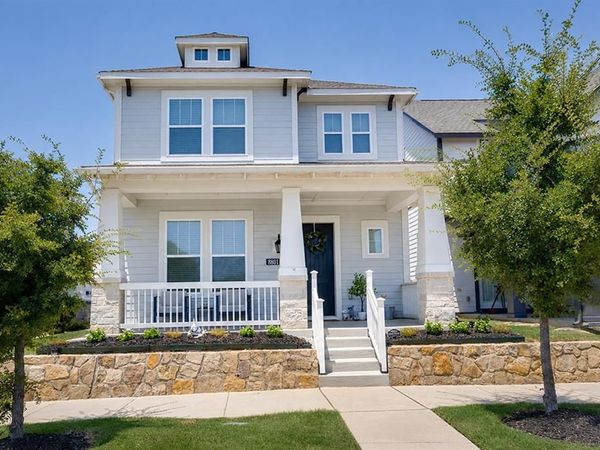 8801 Grand Avenue, North Richland Hills, TX 76180