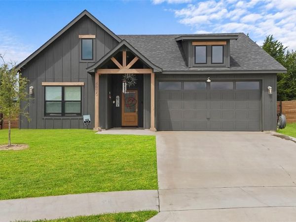 4930 Dry Creek Road , Sherman, TX 75092