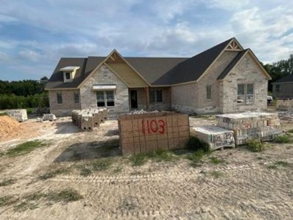 1103 Perrin Lane, Van Alstyne, TX 75495