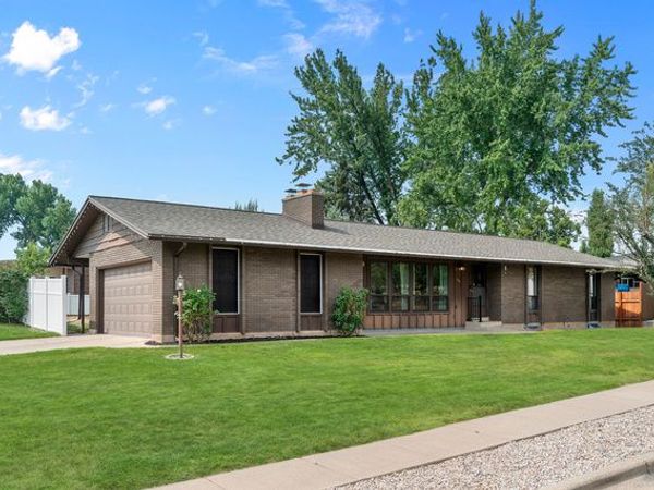 806 VISTA DR , South Ogden, UT 84403