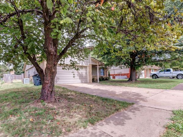200 W Delmar Street , Broken Arrow, OK 74012