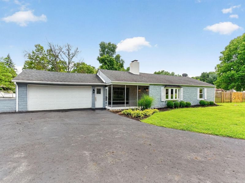 475 W Johnstown Road, Gahanna, OH 43230 Photo 1