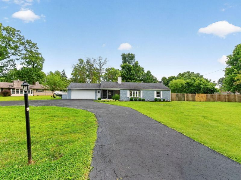 475 W Johnstown Road, Gahanna, OH 43230 Photo 3