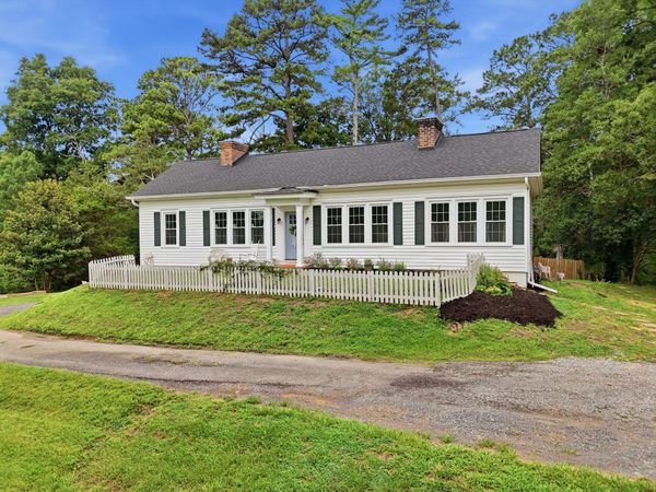 210 James Avenue, Cleveland, TN 37311