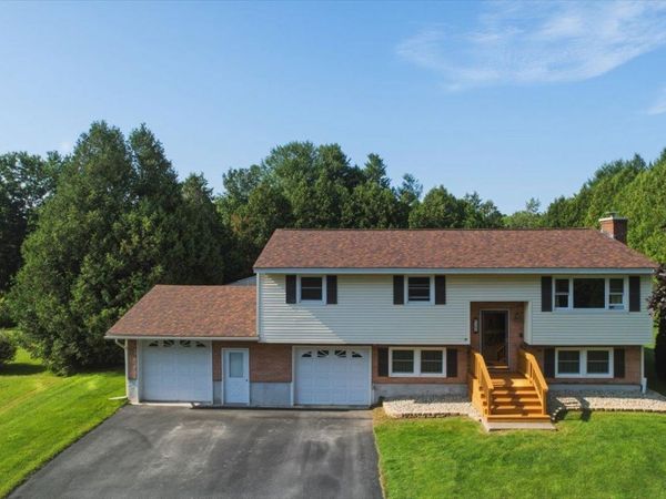 162 Stirrup Circle, Williston, VT 05495