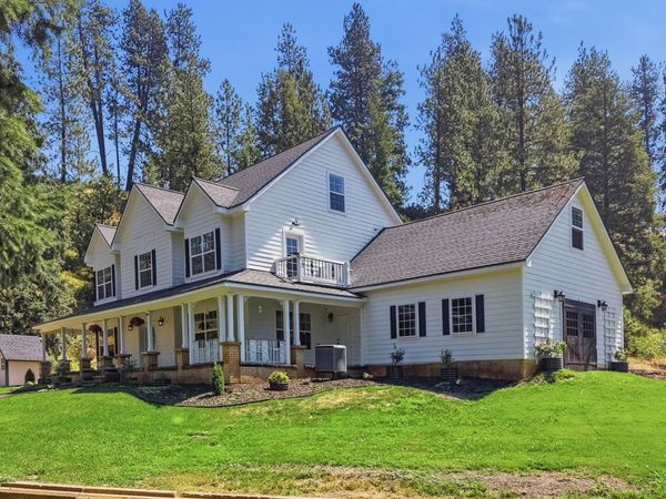 12710 E Kronquist Rd, Mead, WA 99021