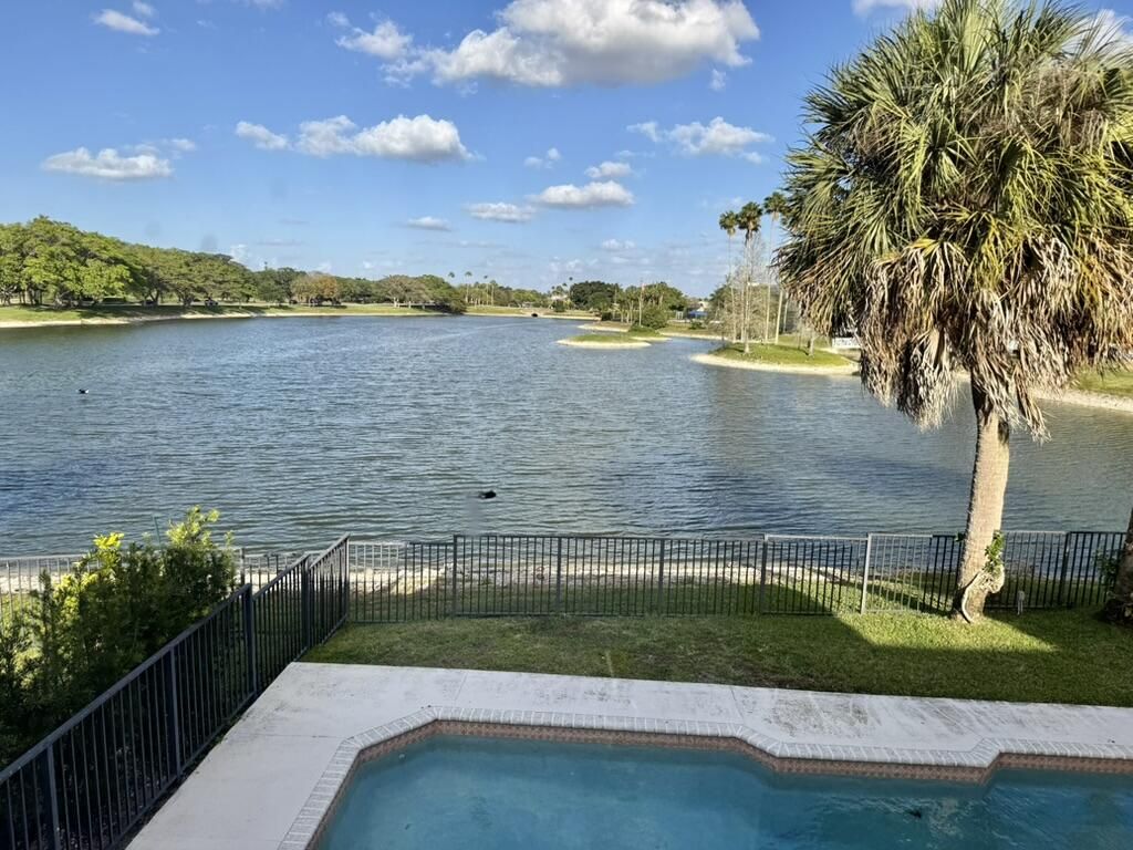 10577 Santa Laguna Drive, Boca Raton, FL 33428 Photo