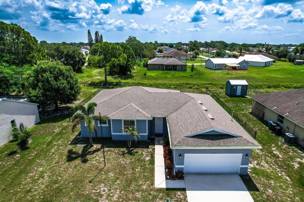 3673 SW Bonwold Street, Port Saint Lucie, FL 34953 Photo
