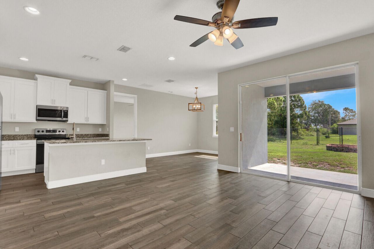 3673 SW Bonwold Street, Port Saint Lucie, FL 34953 Photo