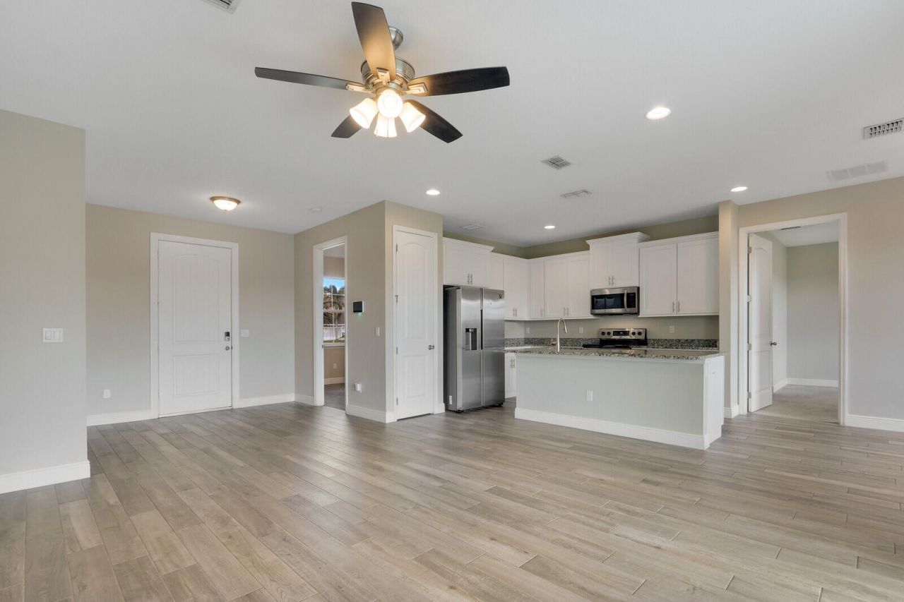 3673 SW Bonwold Street, Port Saint Lucie, FL 34953 Photo