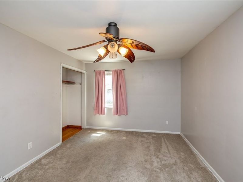 8221 Pelham Drive , Parma, OH 44129 Photo 20