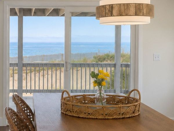 498 No End Blvd, Unit 2, Salisbury, MA 01952
