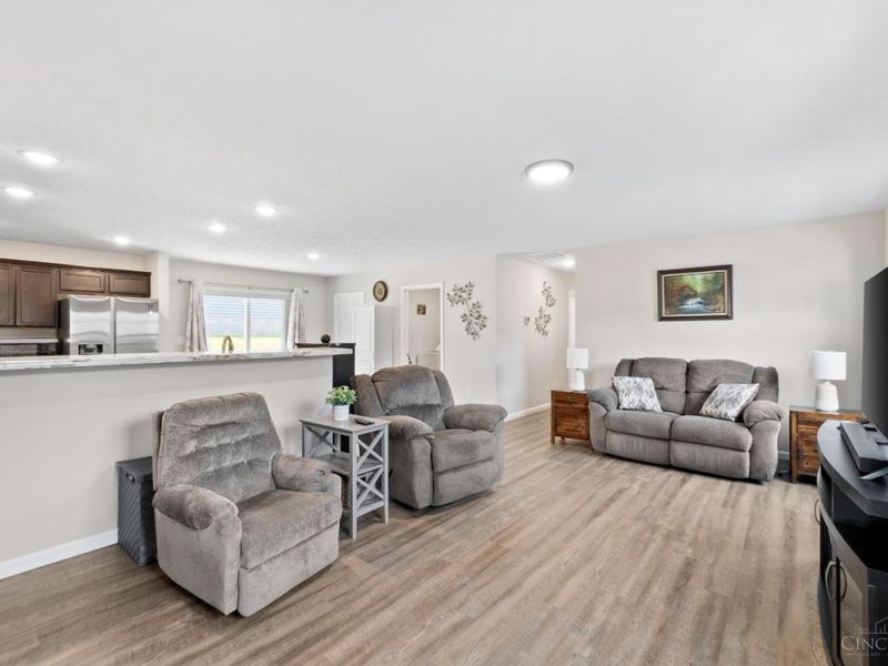 117 Springlake Avenue, Hillsboro, OH 45133 Photo 6