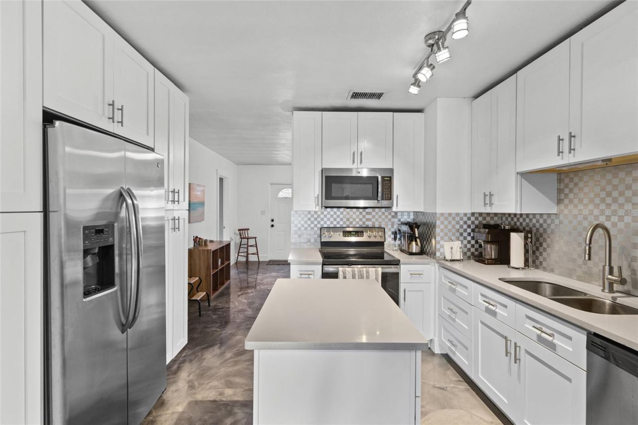 311 62nd Street W, Bradenton, FL 34209 Photo