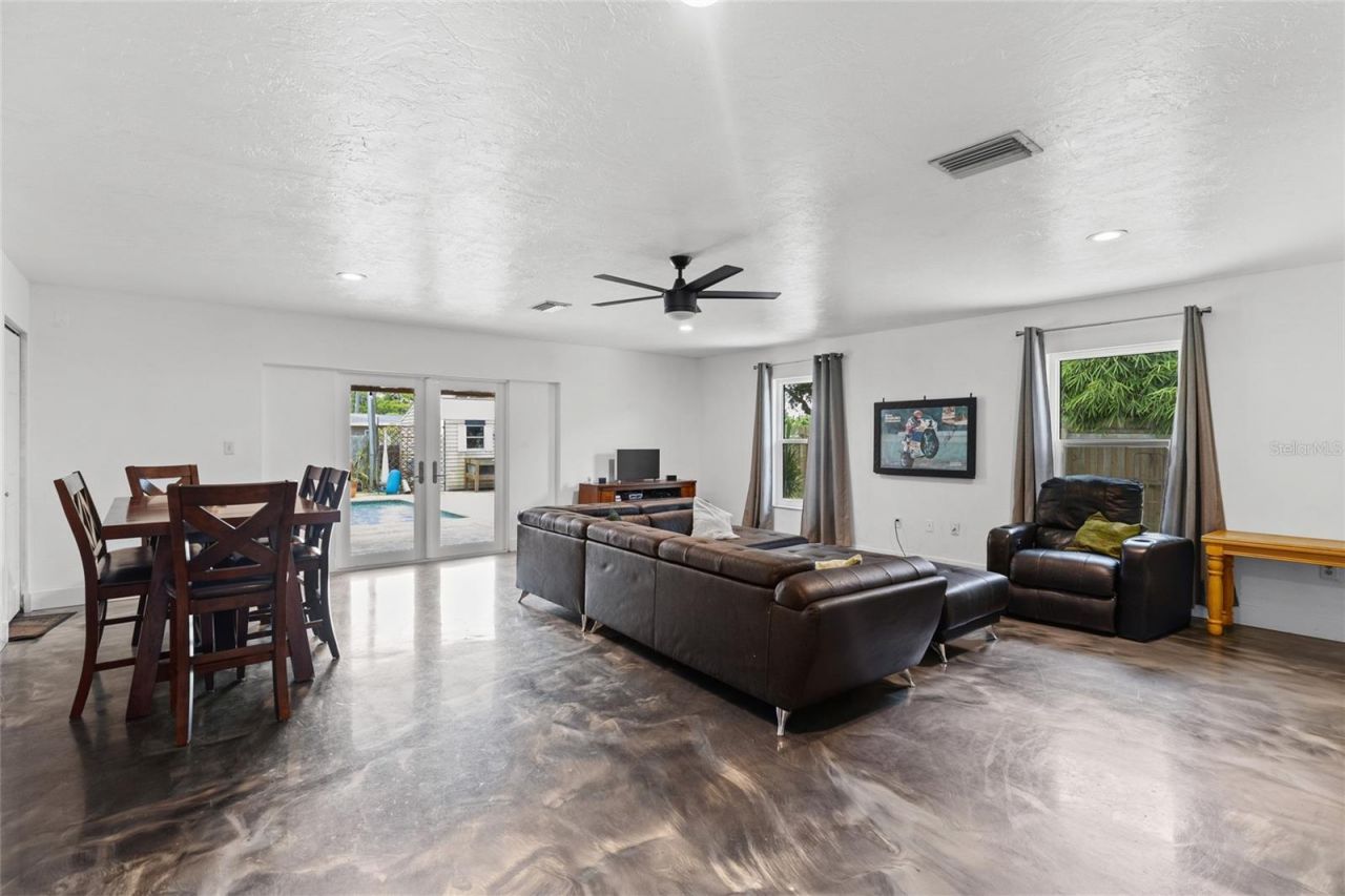311 62nd Street W, Bradenton, FL 34209 Photo