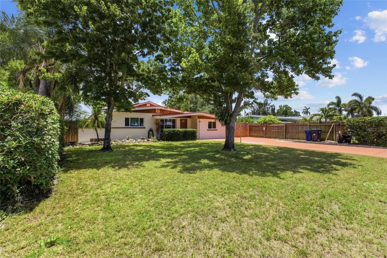 311 62nd Street W, Bradenton, FL 34209 Photo
