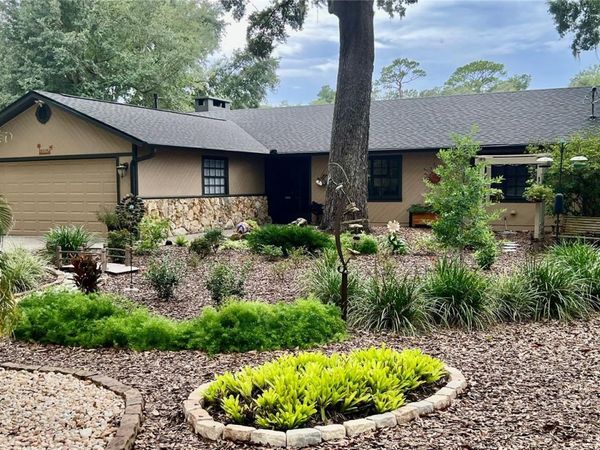 2115 SUZANNE DRIVE, MOUNT DORA, FL 32757