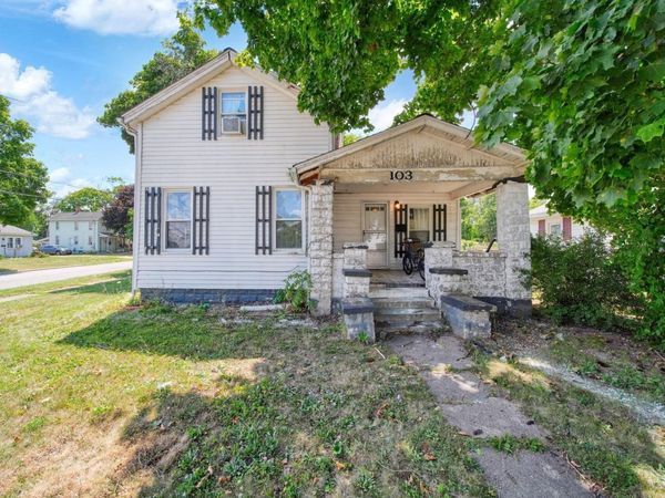103 W Summit , Adrian, MI 49221