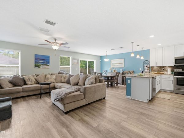 12068 VERSAILLES Street, Jacksonville, FL 32224