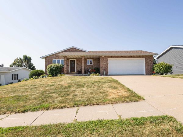 485 Apple Street, Dickeyville, WI 53808