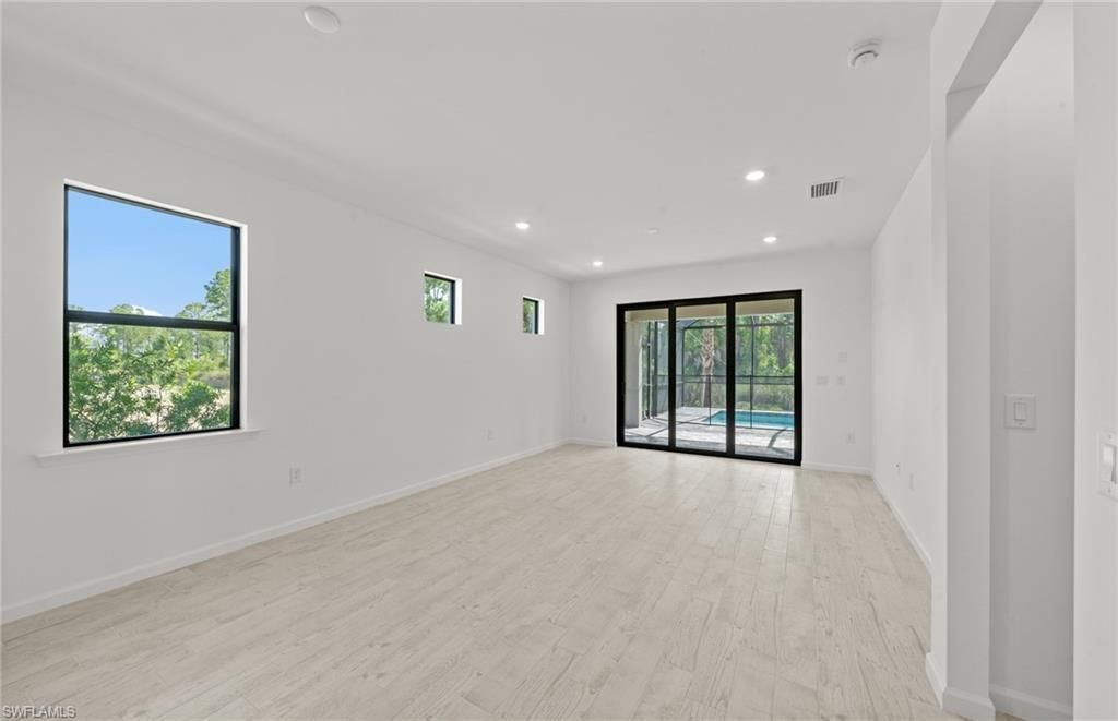 2094 Seville Ln, Naples, FL 34120 Photo