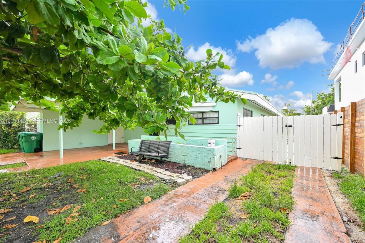 81 NW 41st St, Unit 1, Miami, FL 33127 Photo