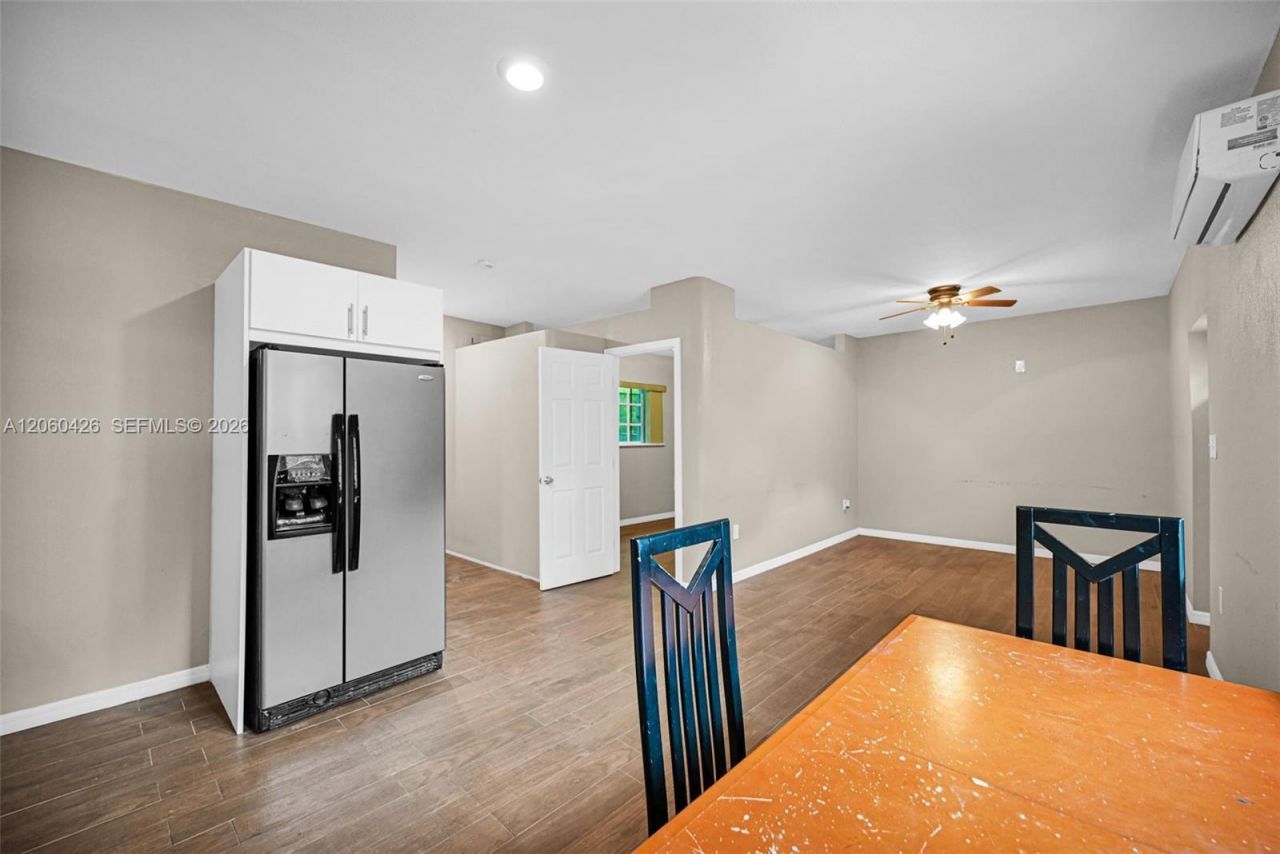 81 NW 41st St, Unit 1, Miami, FL 33127 Photo
