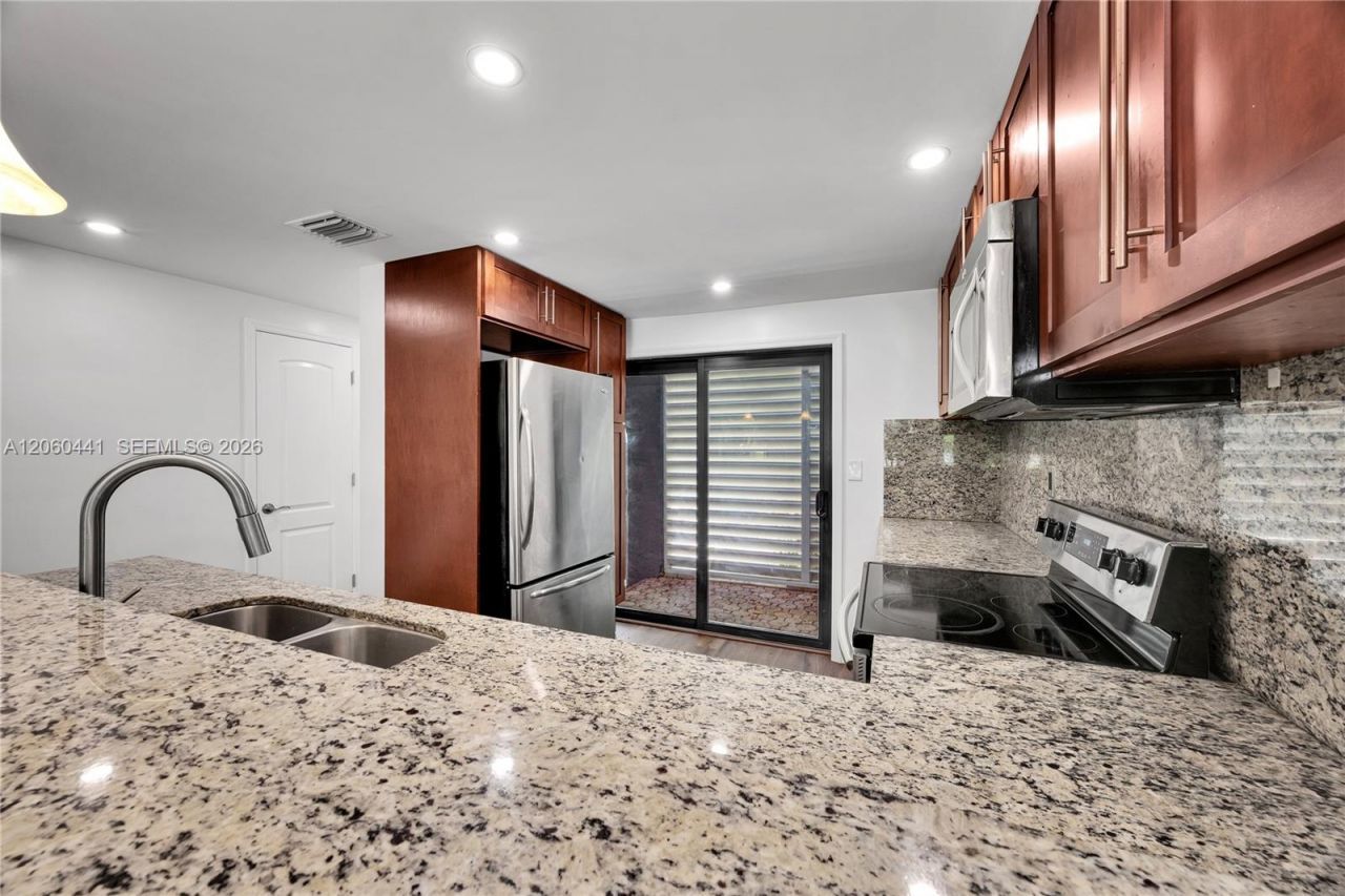 3808 NE 6th Ave , Unit 1, Miami, FL 33137 Photo