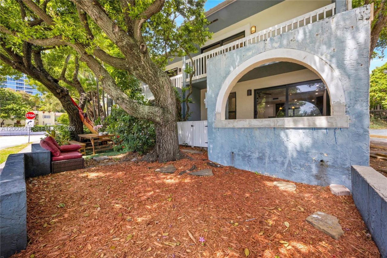 3808 NE 6th Ave , Unit 1, Miami, FL 33137 Photo