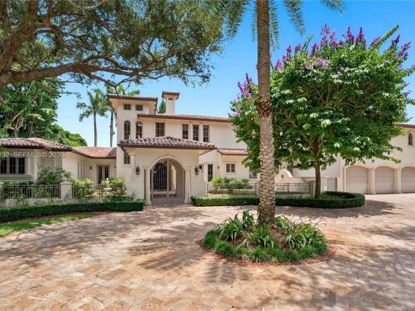 9501 Kerwood Ct , Coral Gables, FL 33156