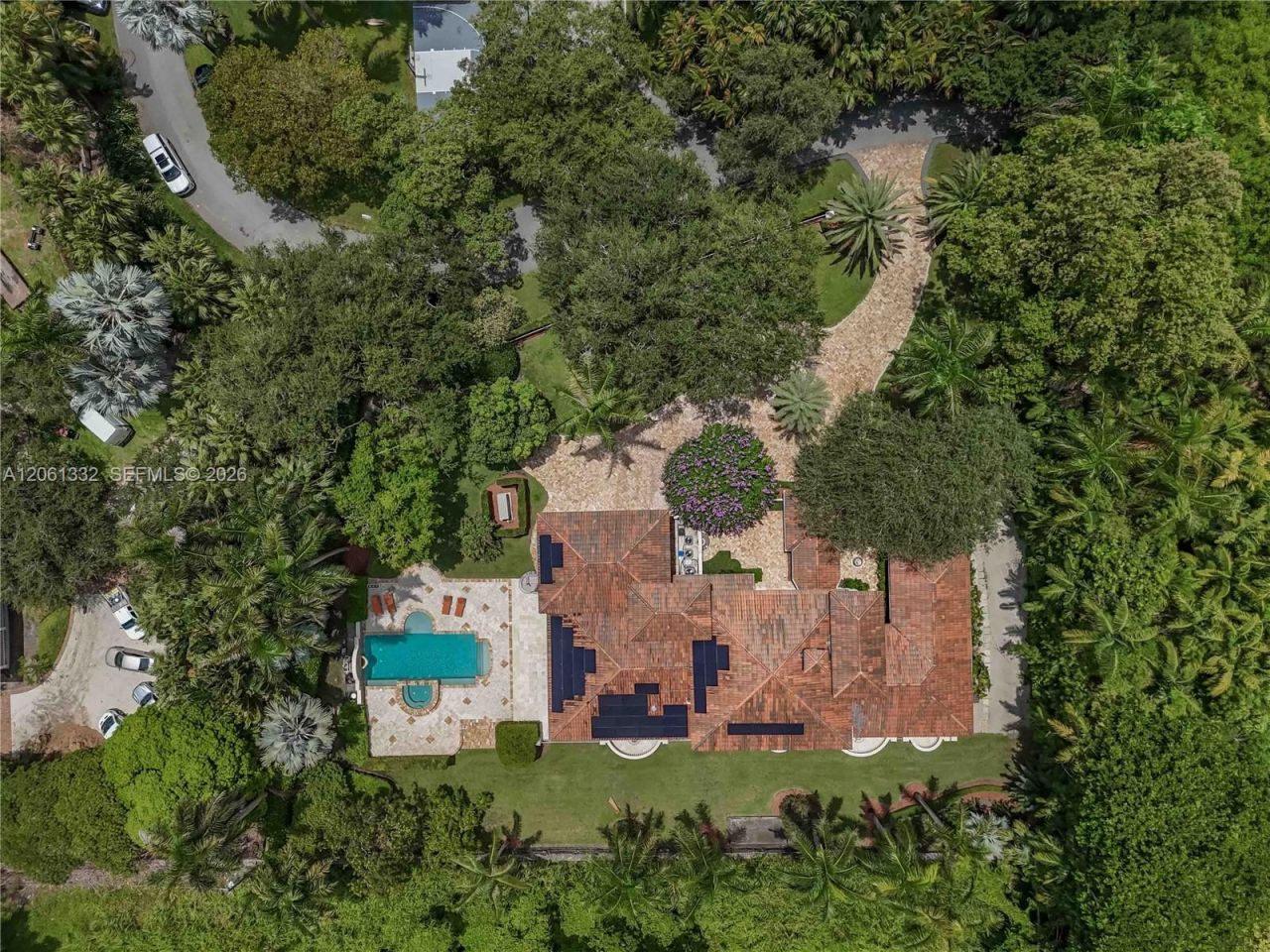 9501 Kerwood Ct, Coral Gables, FL 33156 Photo