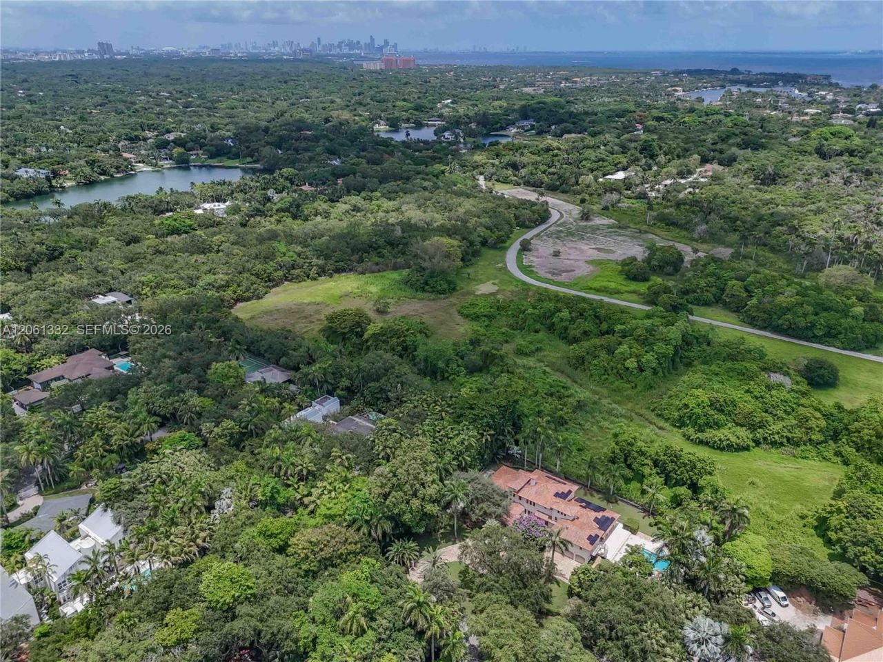 9501 Kerwood Ct, Coral Gables, FL 33156 Photo