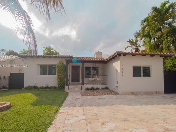 3722 Royal Palm Ave , Miami Beach, FL 33140