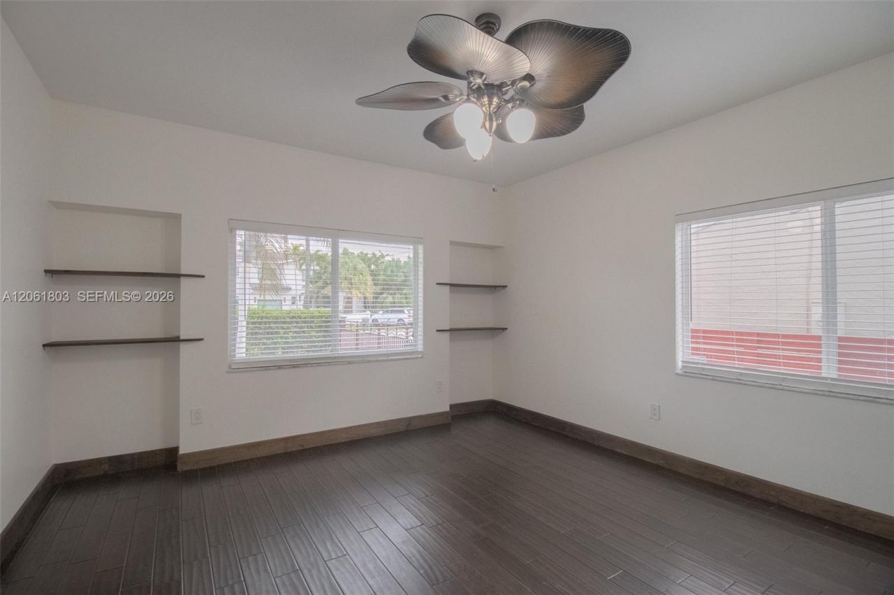 3722 Royal Palm Ave, Miami Beach, FL 33140 Photo