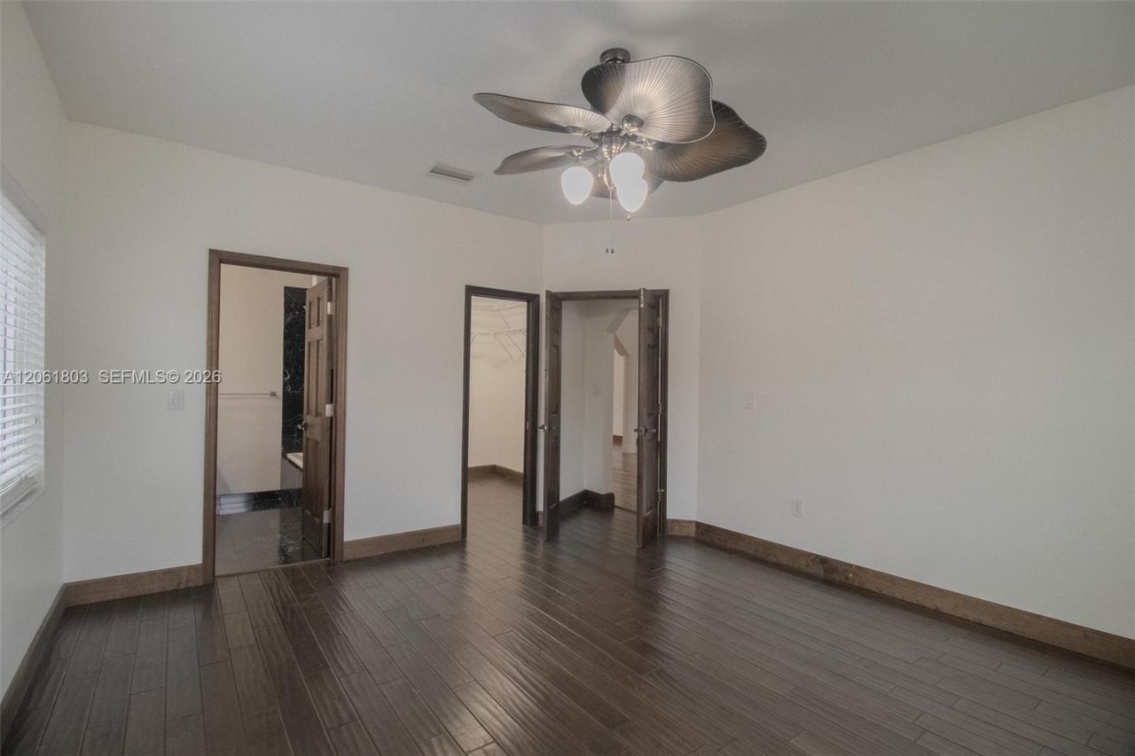 3722 Royal Palm Ave, Miami Beach, FL 33140 Photo