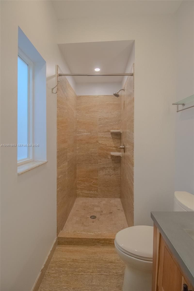 3722 Royal Palm Ave, Miami Beach, FL 33140 Photo